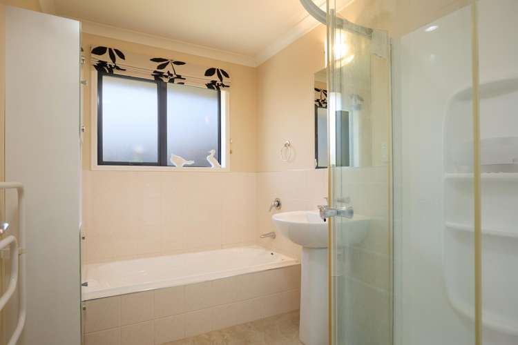 5A Robalan Place Redwoodtown_16