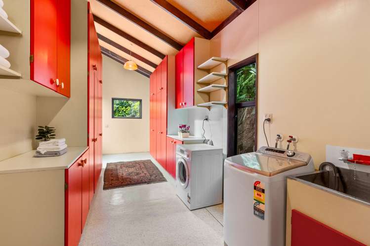23 & 23A Porterfield Street Macandrew Bay_20