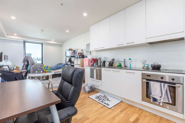 1107/30 Beach Road Auckland Central_5