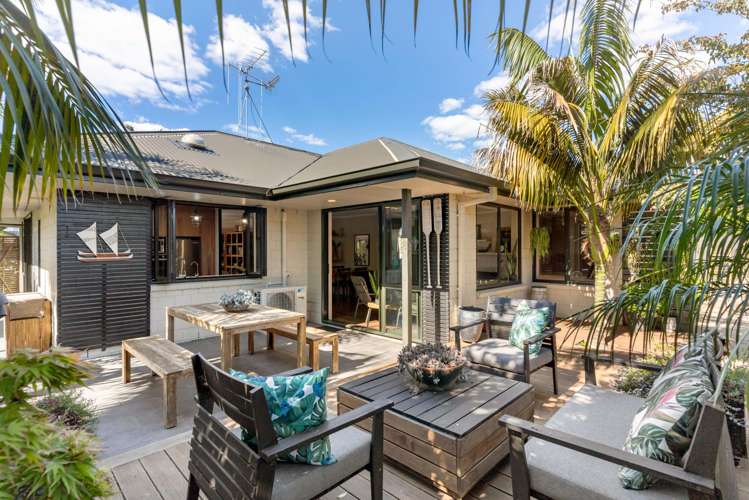 18 Oriental Parade Papamoa_37