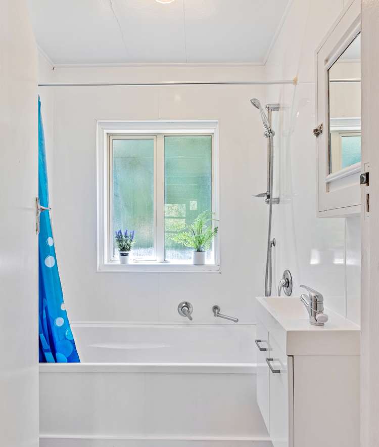 2 Torquay Terrace Hanmer Springs_11