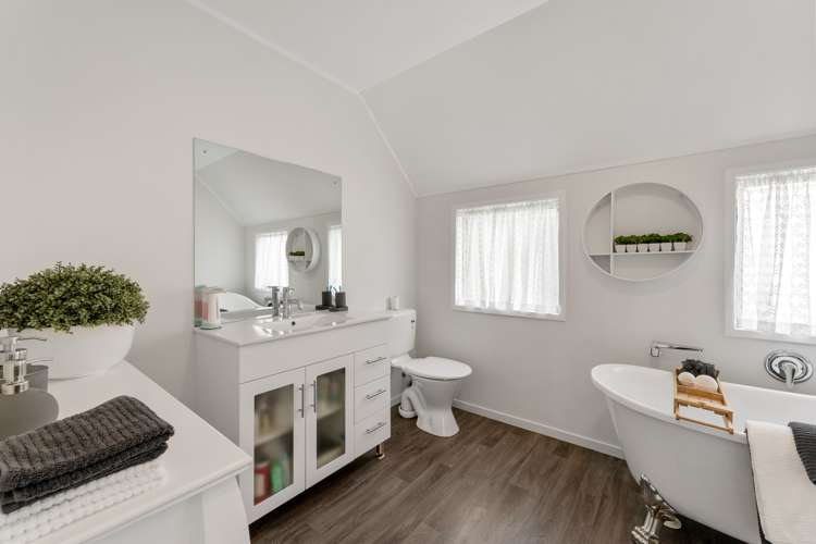 32 House Avenue Taumarunui_9