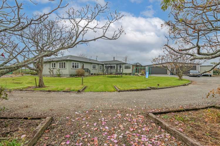 1911 Makino Road Halcombe_30