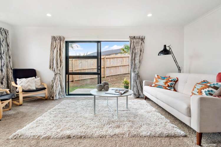 39 Kathleen Reece Place Waiuku_3