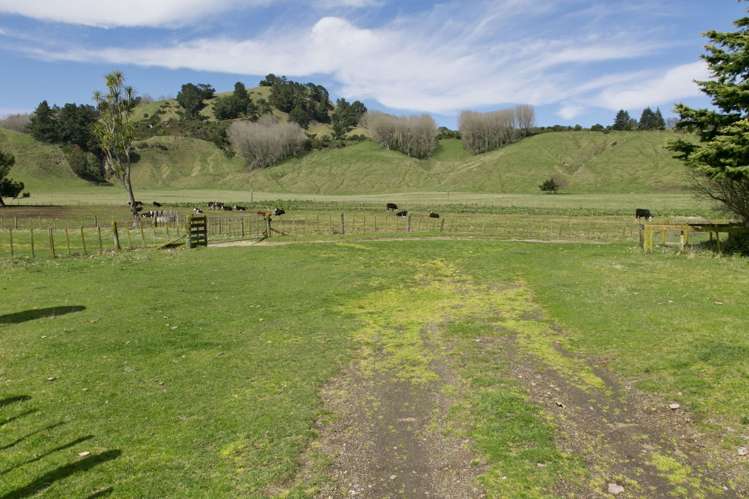 939 Tukairangi Road Acacia Bay_12