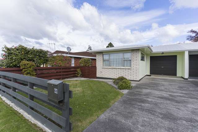 68 Warwick Street Feilding_1