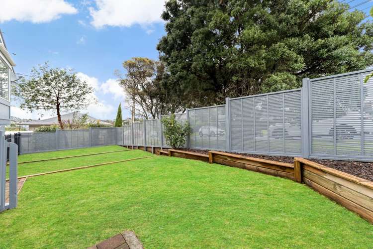 1/1 Folkestone Street Murrays Bay_28