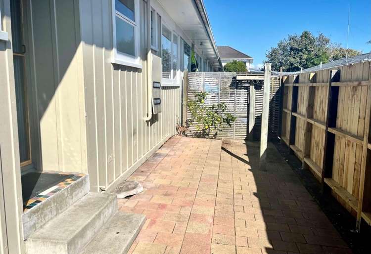 2/11 Oakland Avenue Papatoetoe_7