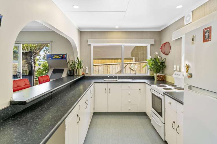 2/41 Douglas Road Wakatu_8