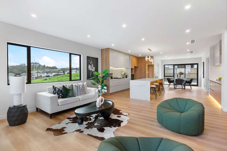 12 Mill Hill Close Flat Bush_9