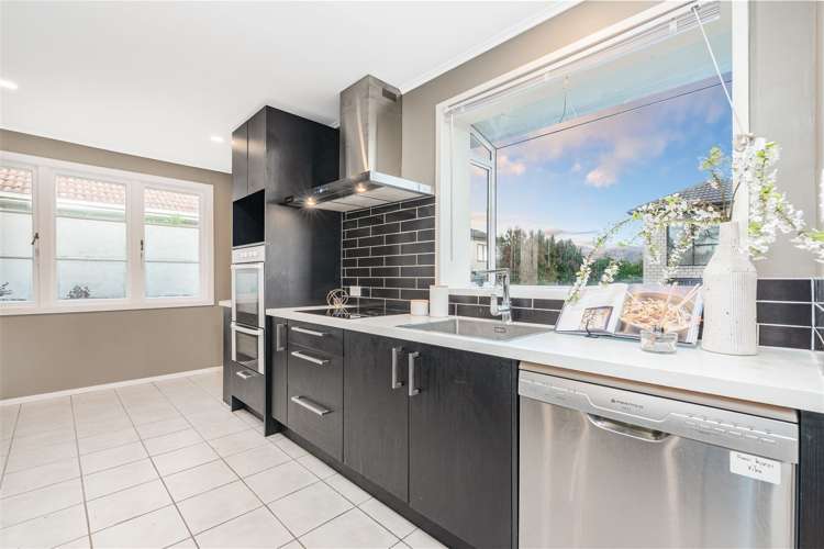 16 Toru Street Te Atatu Peninsula_16