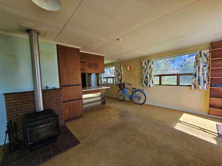 39 Muaupoko Street Hokio Beach_5