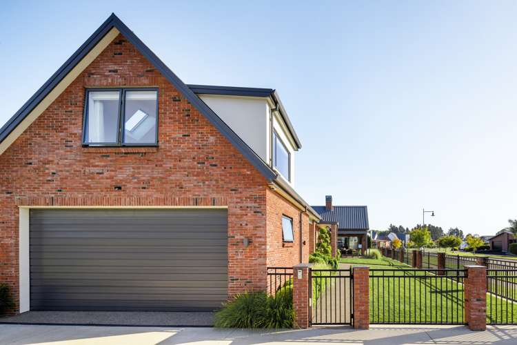 39 Pengover Avenue Leamington_2