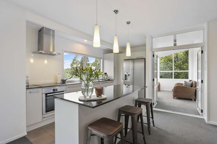 53 West Lynn Road Titirangi_10