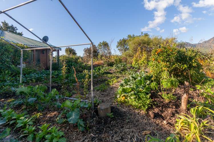 10 Labyrinth Lane Takaka_15