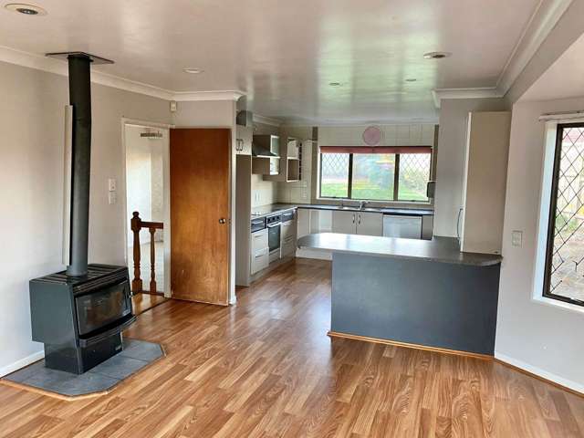7 Kookaburra Place Botany Downs_4