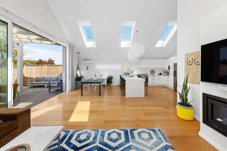 6 Wainoni Avenue Point Chevalier_11