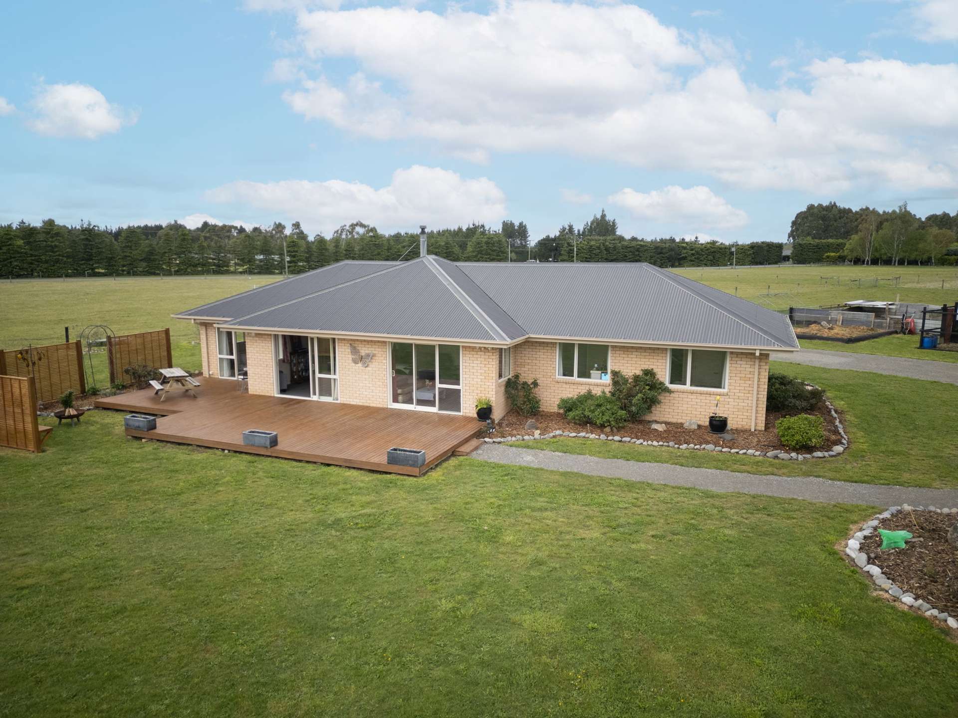 1 Eyredale Road West Eyreton_0