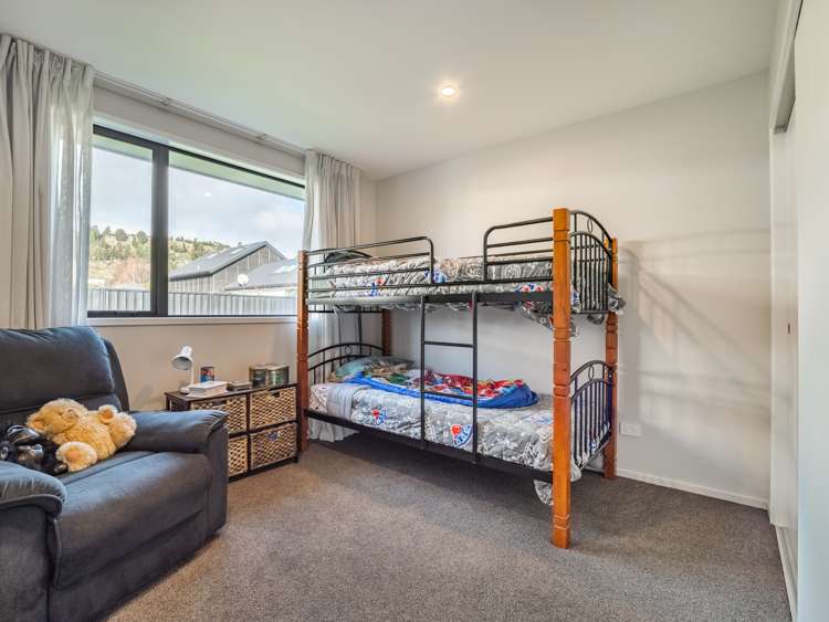 8 Cuddie Close East Taieri_11