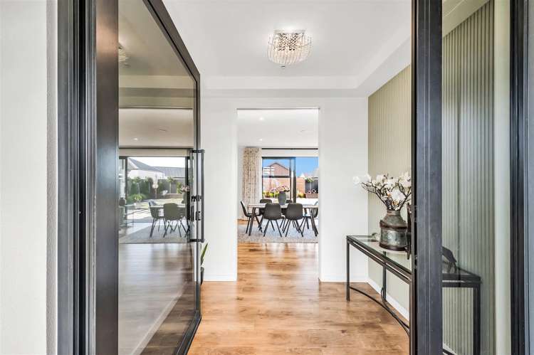 27 Candlesticks Crescent Lincoln_5