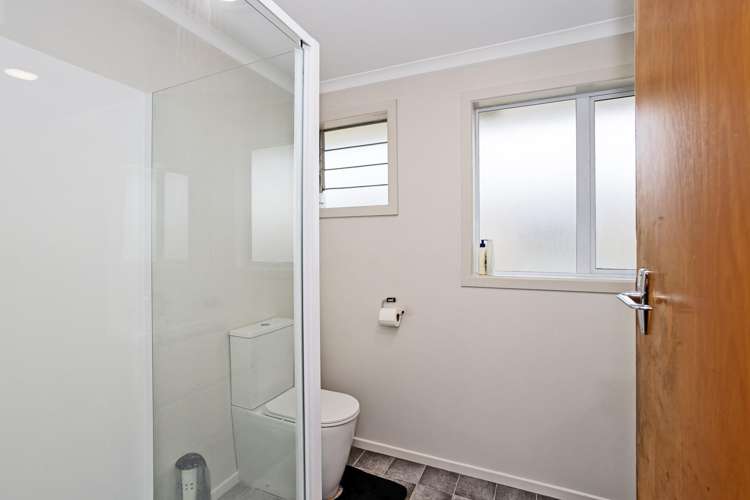 62 Lothian Crescent Strathern_17