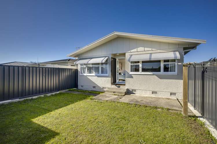 1/73 Clarence Cox Crescent_1