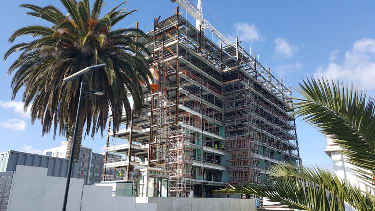 1001/8 Lakewood Court Manukau_4