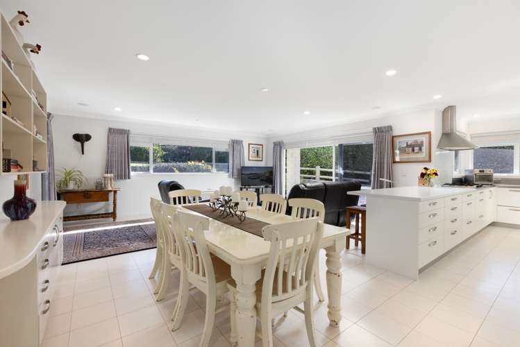 25 Contour Avenue Pyes Pa_1