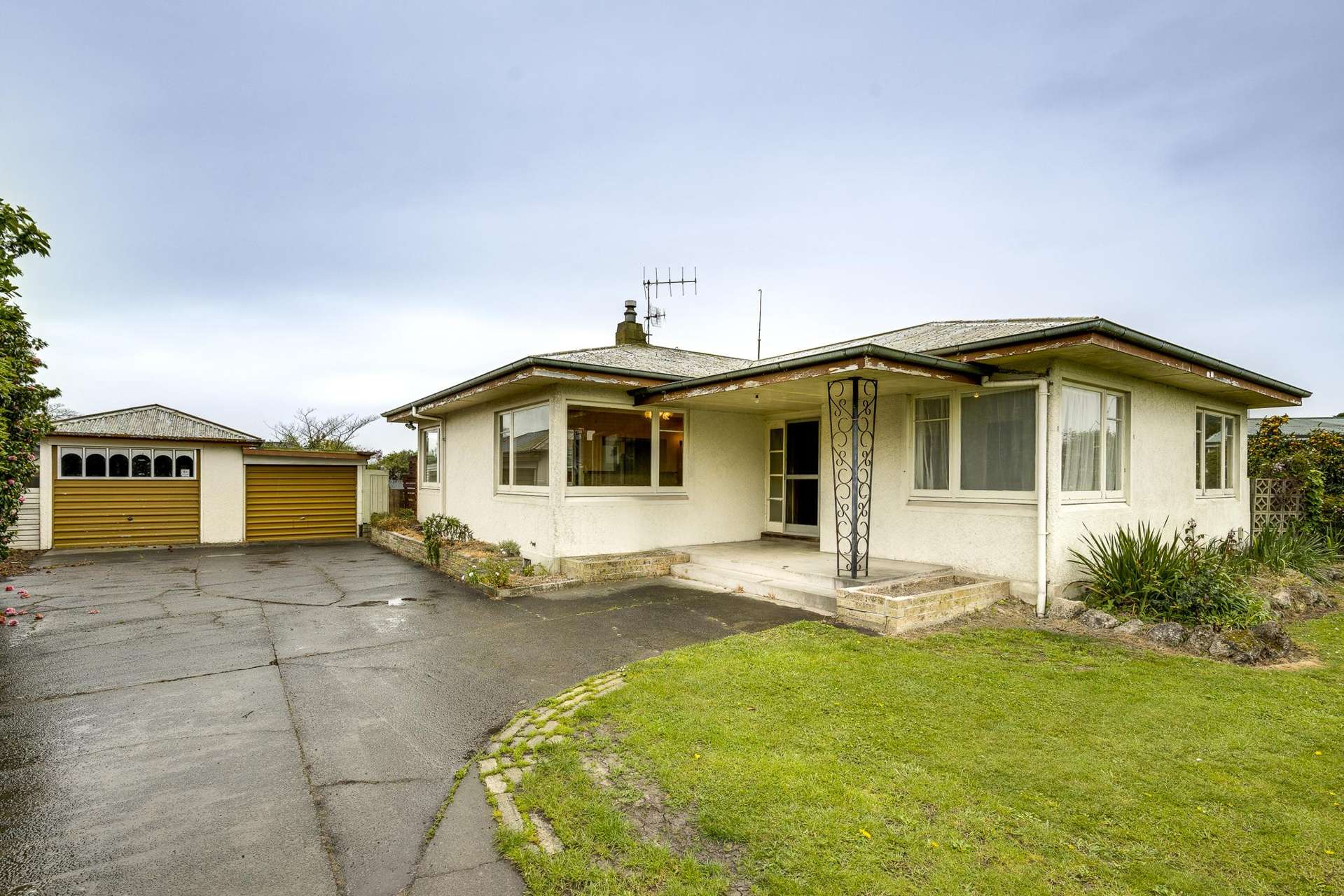 1102 Heretaunga Street East Parkvale_0