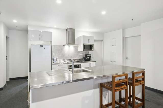 4/27 Hanson Street Mount Cook_2