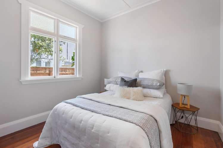 9 Bracken Street Petone_21
