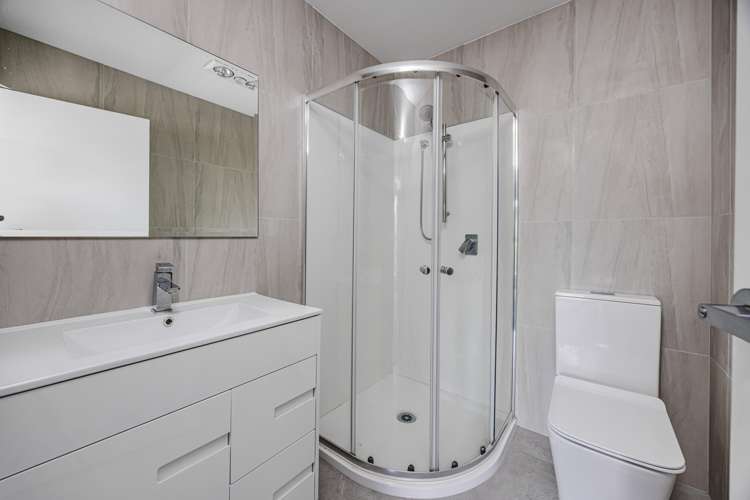 127A Buckland Road Mangere East_11