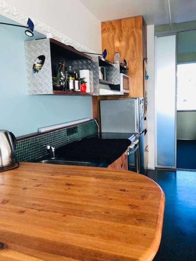 4R/51 Webb Street Mount Cook_3