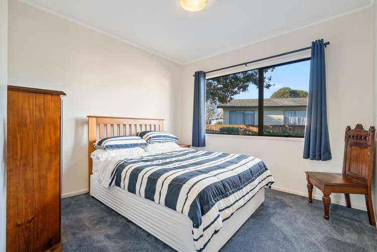 14 Station Road Takanini_11