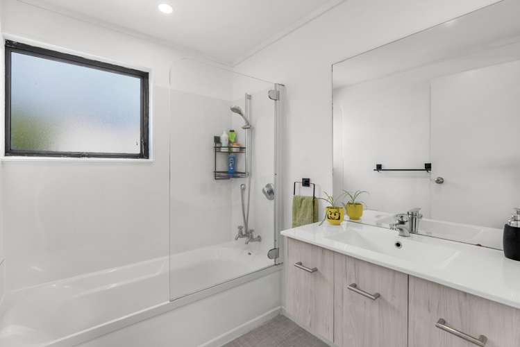 6 Garnet Grove Birchville_9