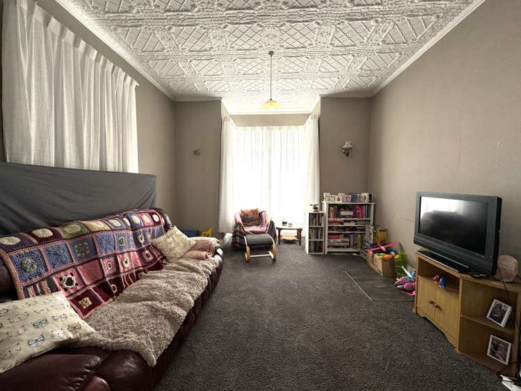 64 James Street Balclutha_8