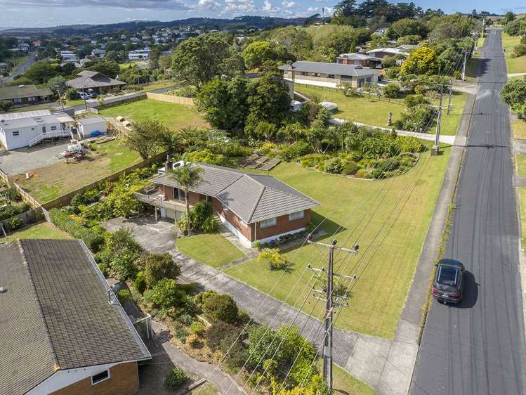 15 Hand Road Helensville_27