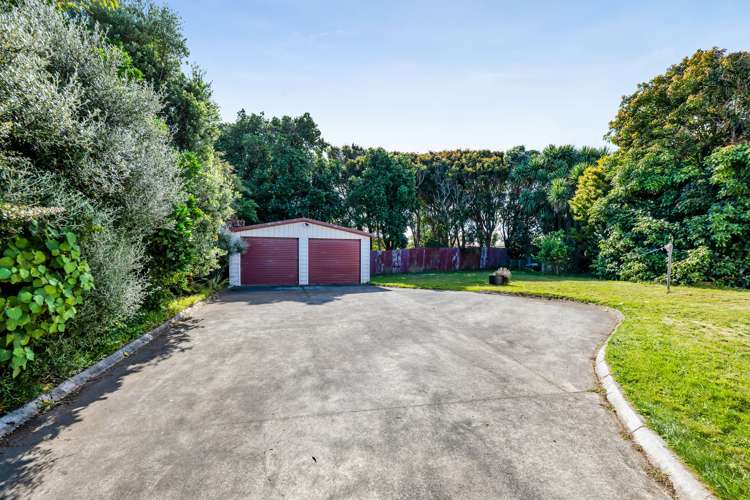 87 South Road Manaia_32