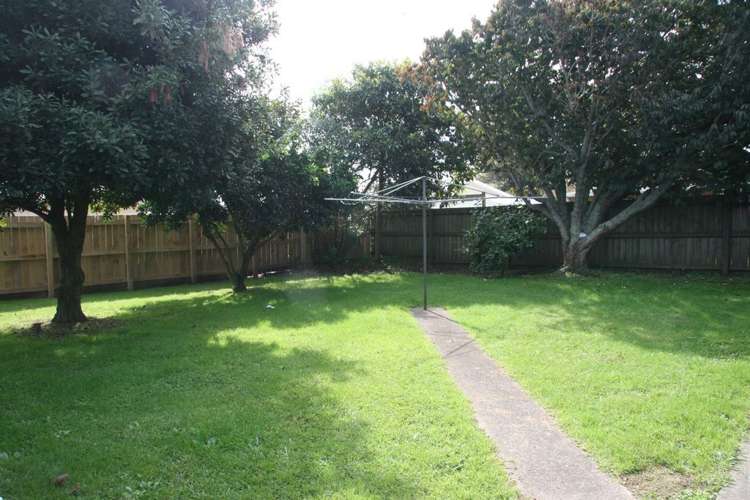 10 Leather Street Huntly_13