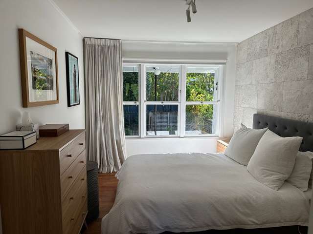 Sunny Grey Lynn Cottage