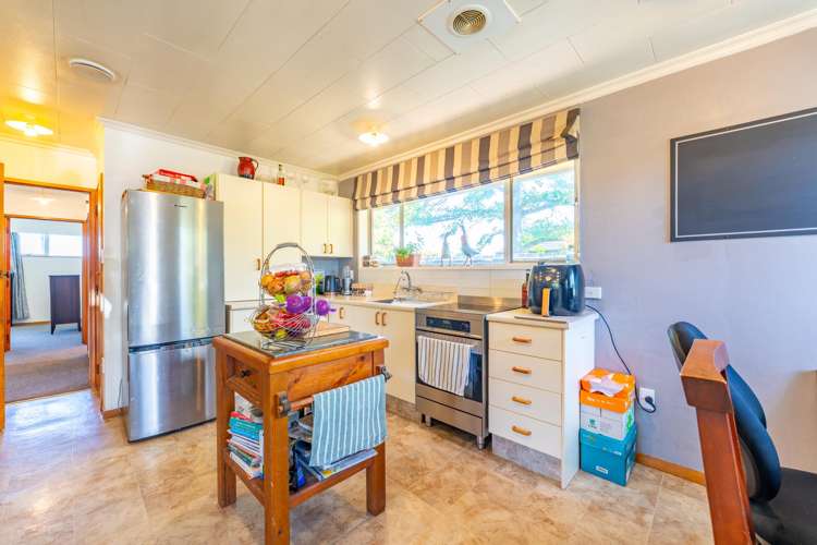 12 Churchill Place Waimate_11