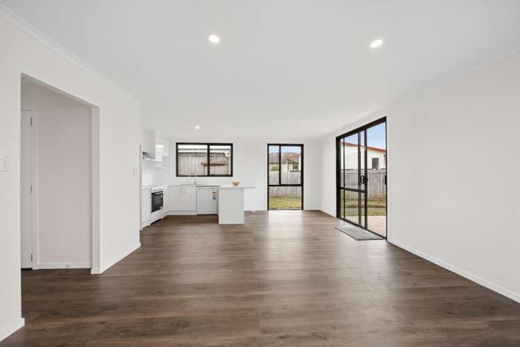 71 Heathdale Crescent_1