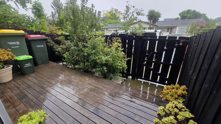 2/1 Matuhi Rise Henderson_6