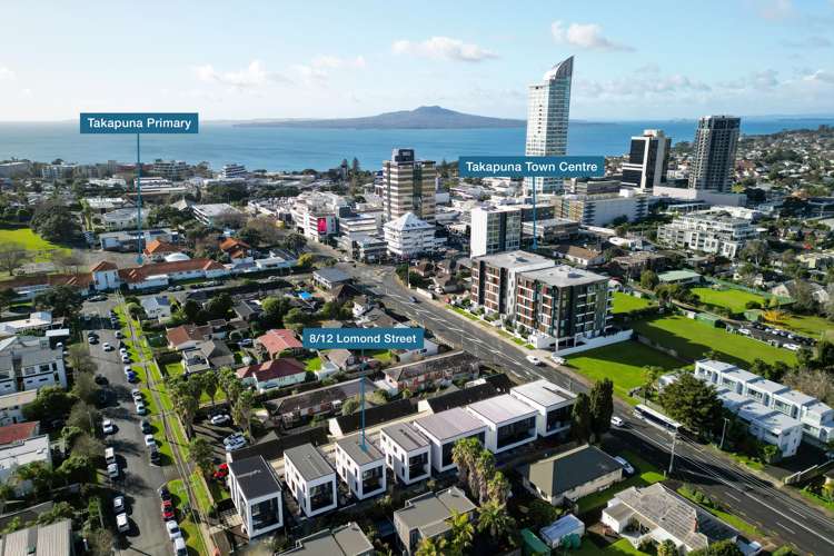 8/12 Lomond Street Takapuna North Shore City Houses for Sale