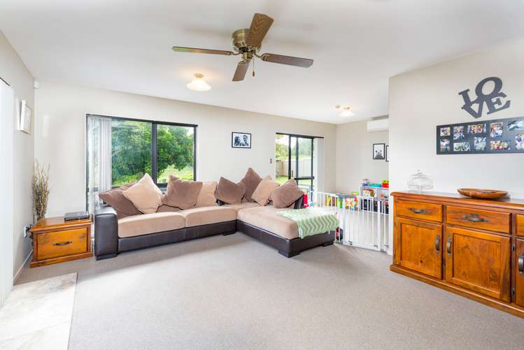 76 Hyland Place Waiuku_5