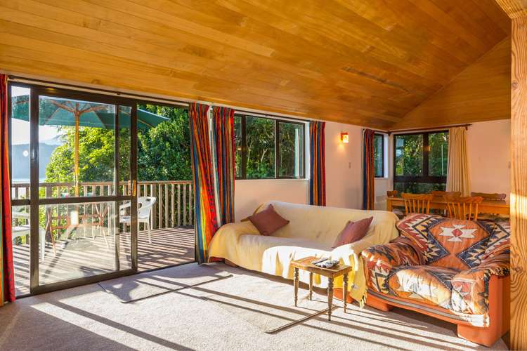 2483 Kenepuru Road Kenepuru Sound_3