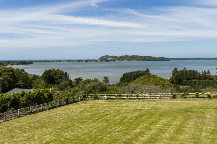 133A Athenree Road Athenree_22