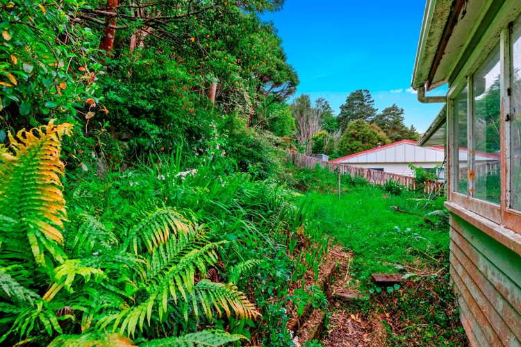 16 Pollard Street Wainuiomata_13