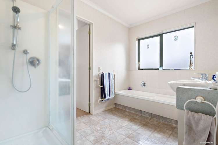 4 Montilla Place Manurewa_12