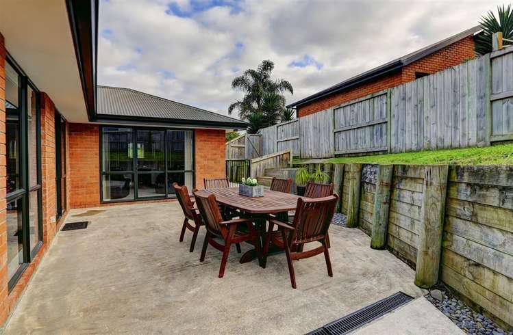 32 Heathfield Avenue Huntington_22